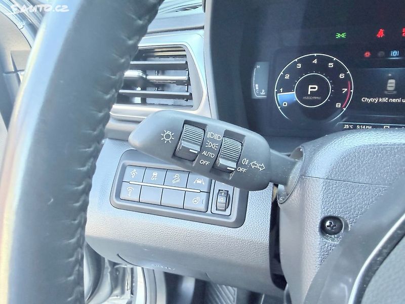 SsangYong Tivoli Grand 1.5 GDI Style Plus - fotka 21 z 33