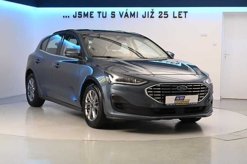 Ford Focus (2022) 1.5 ACTIVE LED Kamera ECOBLUE - fotka 4 z 33
