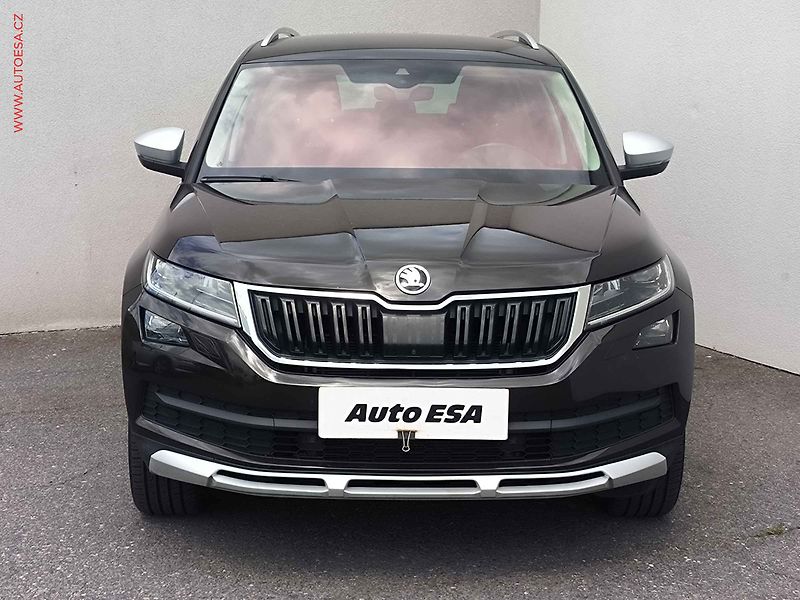 Škoda Kodiaq (2018) 2.0TDi 4x4, ČR, Scout, DSG - fotka 2 z 32