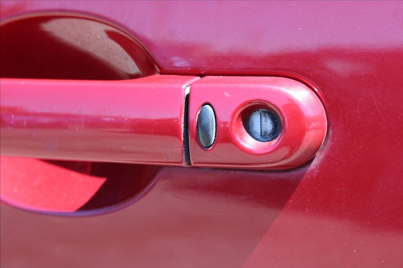 Nissan Note 1,6 i  ČR,1.MAJ,SERVIS - fotka 24 z 31