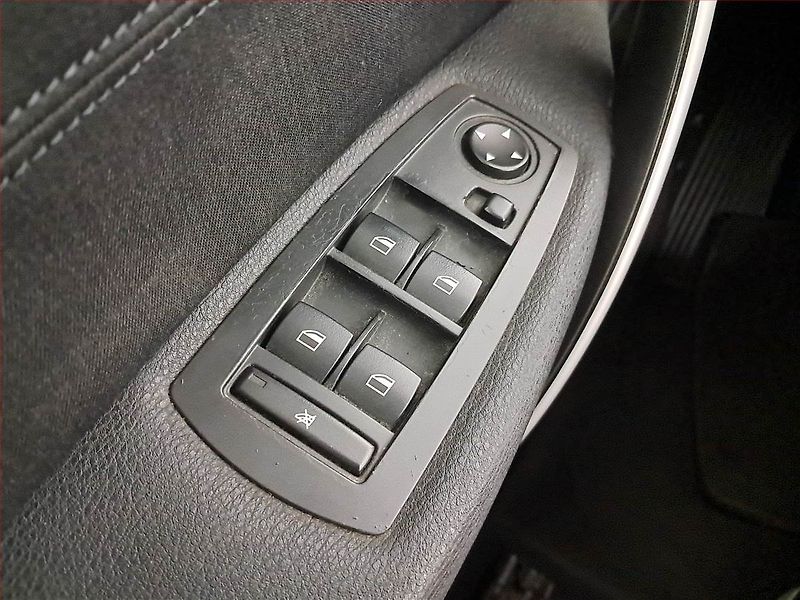BMW X3 (2007) 2.0d, 4X4, Tažné - fotka 17 z 18