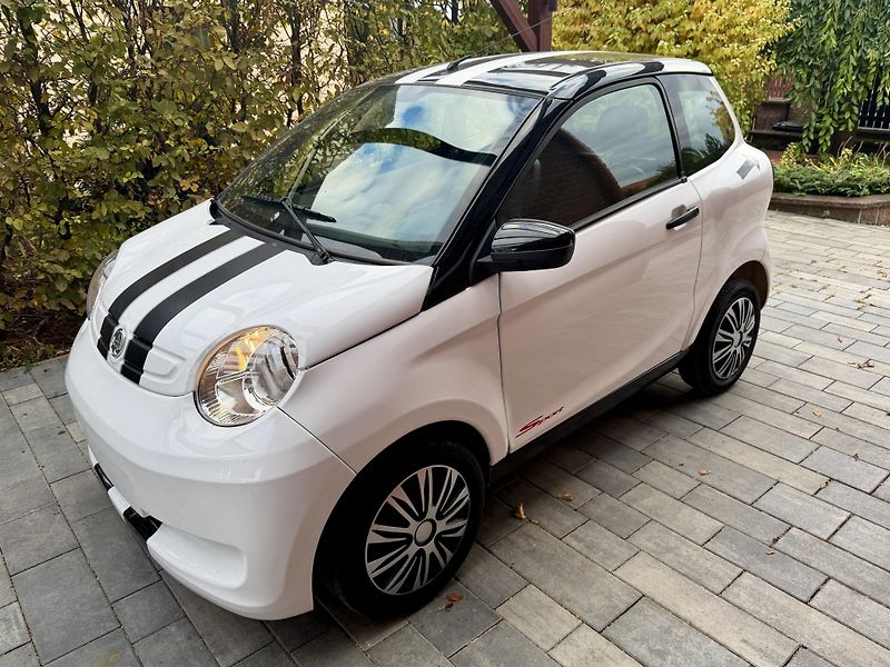Aixam Minauto (2020) Aixam S9 Minauto (auto od 15) - fotka 1 z 12