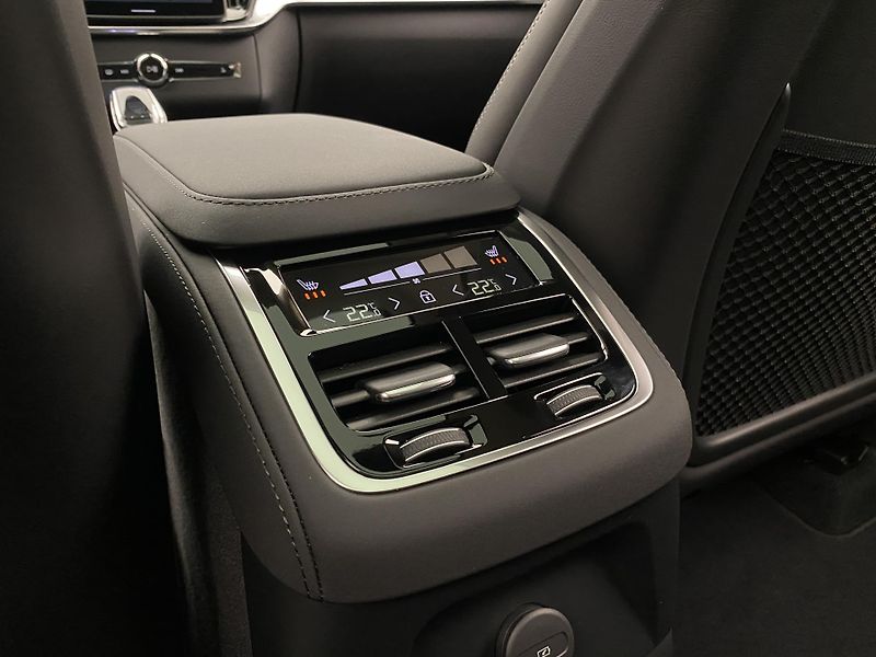 Volvo XC90 (2026) T8 AWD Plug-in BRIGHT ULTRA - fotka 74 z 75