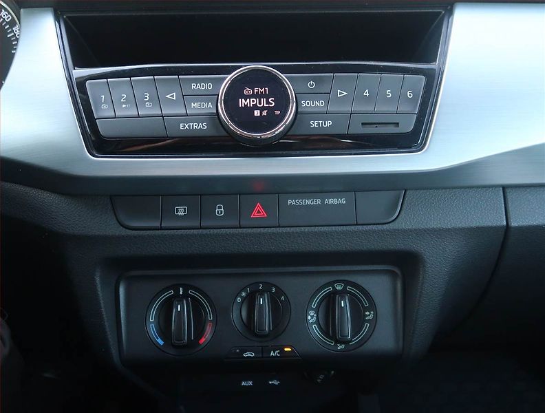 Škoda Fabia (2016) 1.2 TSI - fotka 12 z 16