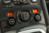 Peugeot 5008 (2011) 2.0 HDI, Automat, Xenony - náhled 17