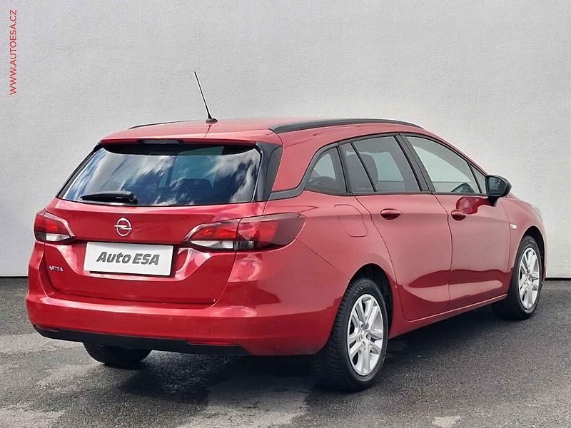 Opel Astra (2022) 1.5 CDTi, 2.maj,ČR, Edition - fotka 4 z 18