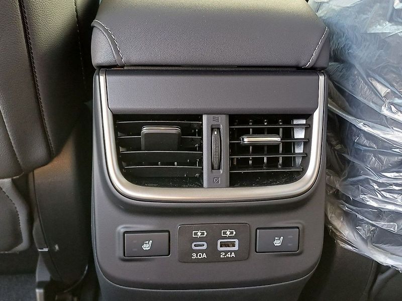 Subaru Outback Touring ES Lineartronic 2,5i 1 - fotka 22 z 23
