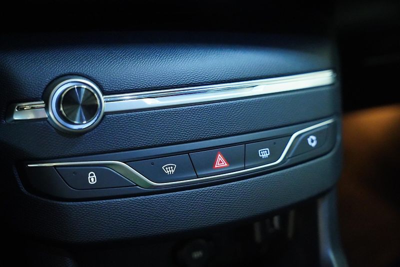 Peugeot 308 - fotka 23 z 27