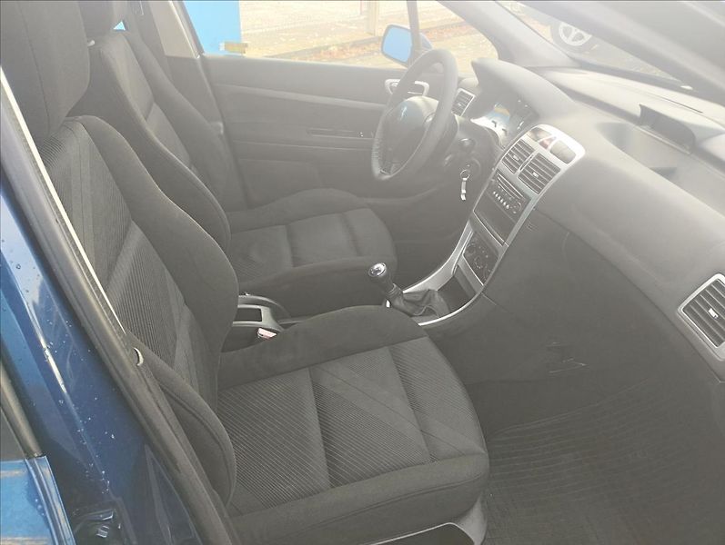 Peugeot 307 1,6 Zachovalé - fotka 8 z 14
