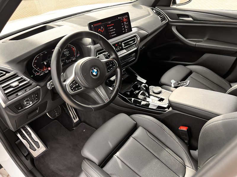 BMW X3 20i M Sport xDrive tažné - fotka 11 z 27