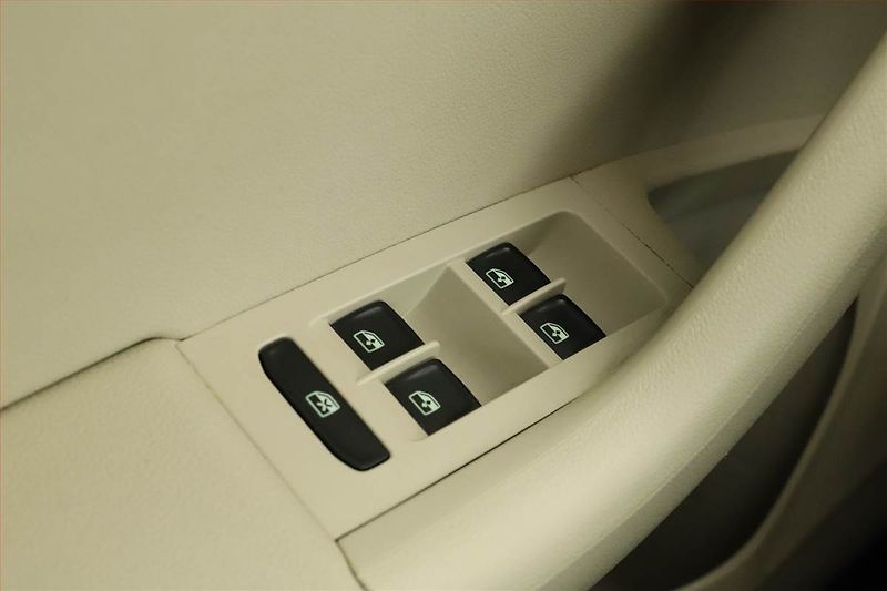 Škoda Octavia (2017) Style 1.6 TDI, Automat, ČR - fotka 15 z 15