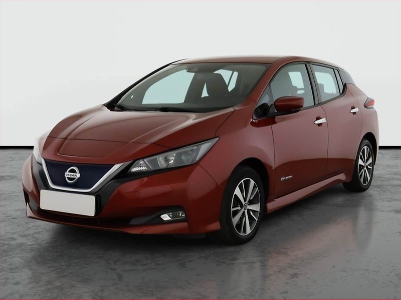 Nissan Leaf (2018) 40 kWh, SoH 87%, Automat - fotka 2 z 21