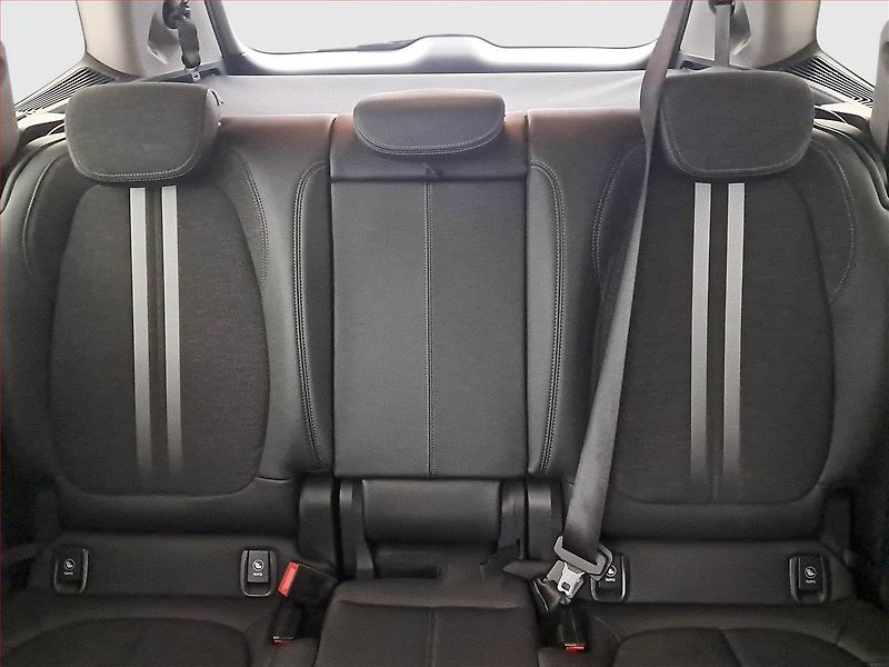 BMW Řada 2 (2019) 218i Gran Tourer, Automat - fotka 10 z 20