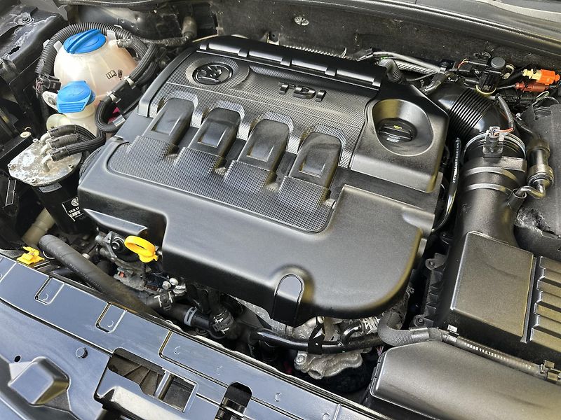 Škoda Yeti (2015) 4x4 2.0TDI/81kW *ČR* 1.Maj.*TZ - fotka 31 z 36