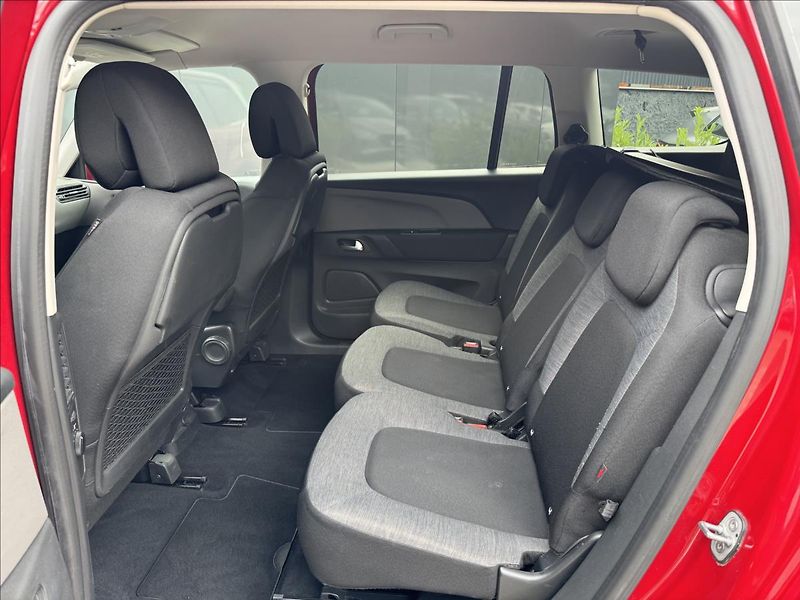 Citroën Grand C4 SpaceTourer 1,2 PT130 EAT8 Feel 7MÍSTNÉ - fotka 13 z 32