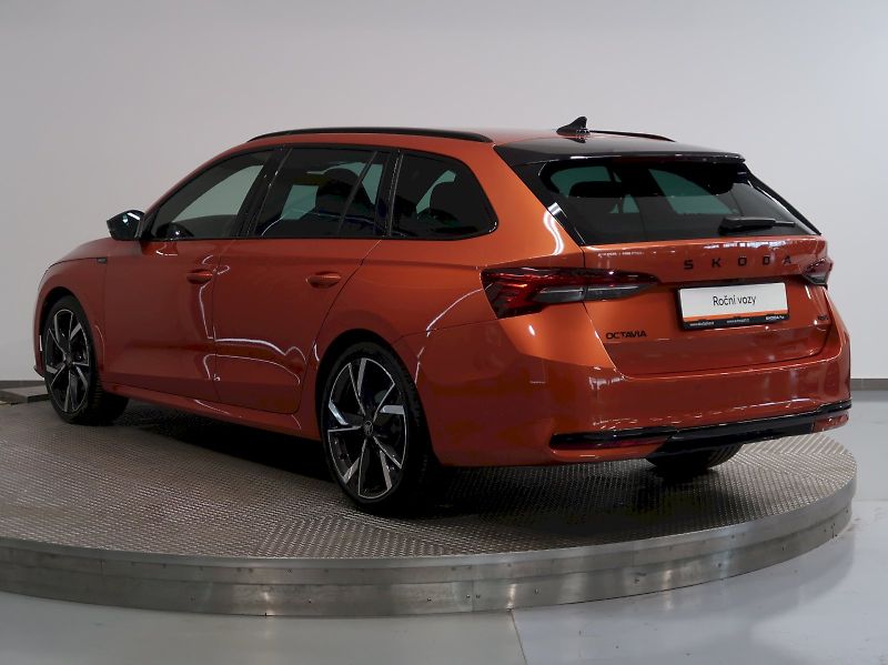 Škoda Octavia (2026) SPORTLINE 2.0TSI 150KW 4x4 DSG - fotka 7 z 43