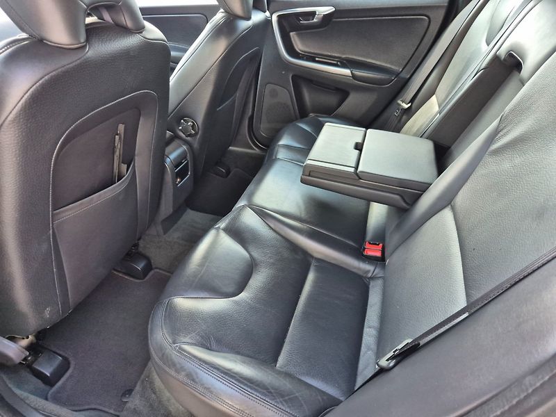 Volvo XC60 (2013) 2.0 D4 Rozvody,TOP STAV - fotka 12 z 24
