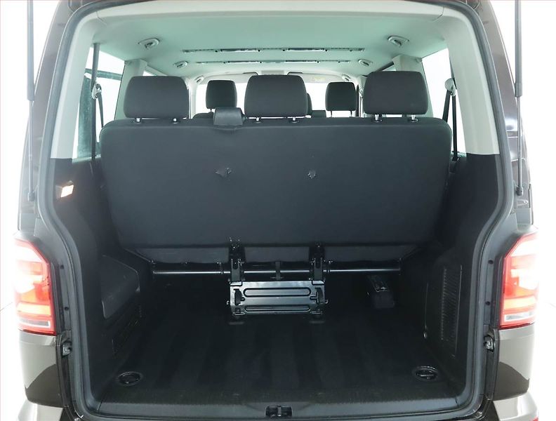 Volkswagen Caravelle (2018) Comfortline 2.0 TDI - fotka 13 z 19
