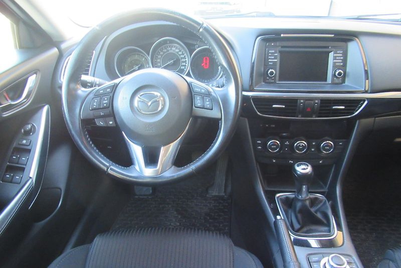Mazda 6 2.2 CD AUT. KLIMA SADA KOL - fotka 10 z 26