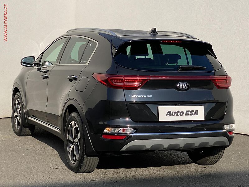 Kia Sportage (2020) 1.6CRDi 4x4, ČR, AT, navi - fotka 6 z 19
