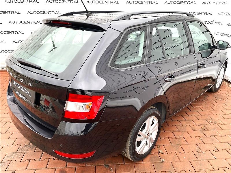 Škoda Fabia 1,0 TSi,Po servisu,1.maj.,ČR - fotka 8 z 22