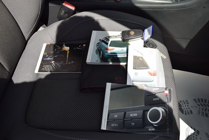 Seat Exeo (2010) 2.0TDI 88kw REFERENCE VÝHŘEVY - fotka 44 z 44