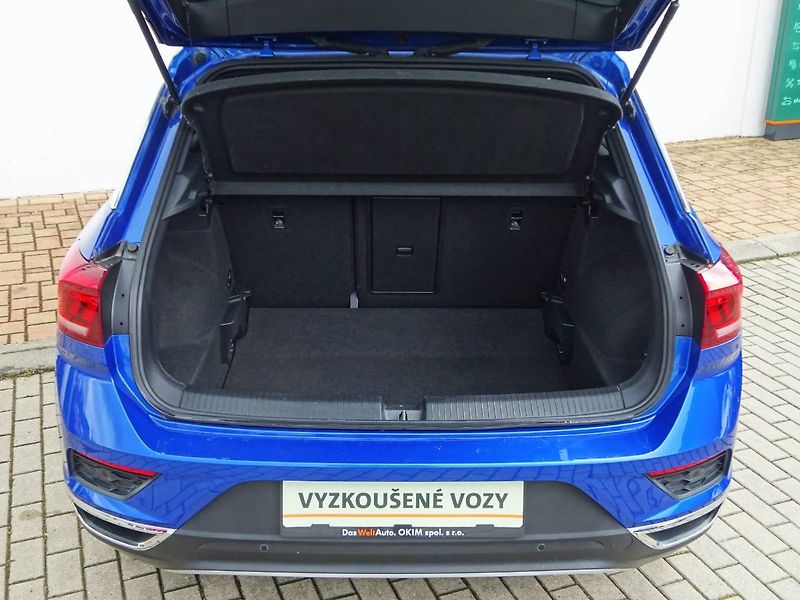 Volkswagen T-Roc (2021) 1,5TSi/ 110kW DSG Sport - fotka 26 z 26