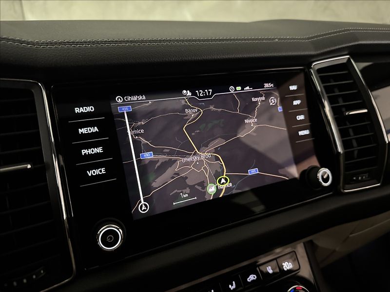 Škoda Kodiaq 2,0 TDi  DSG 4x4 L&K Virtual A - fotka 39 z 50