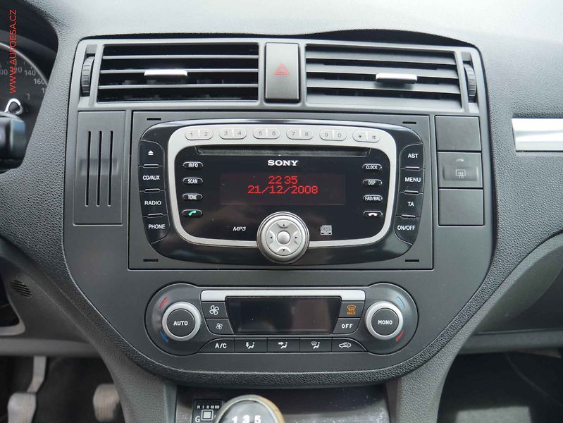 Ford C-MAX (2009) 2.0 i, AC, temp - fotka 11 z 16