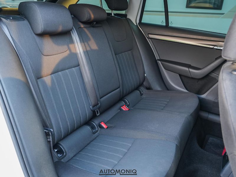 Škoda Octavia (2020) Combi 1.6 TDI Ťažné, Adaptív - fotka 9 z 20