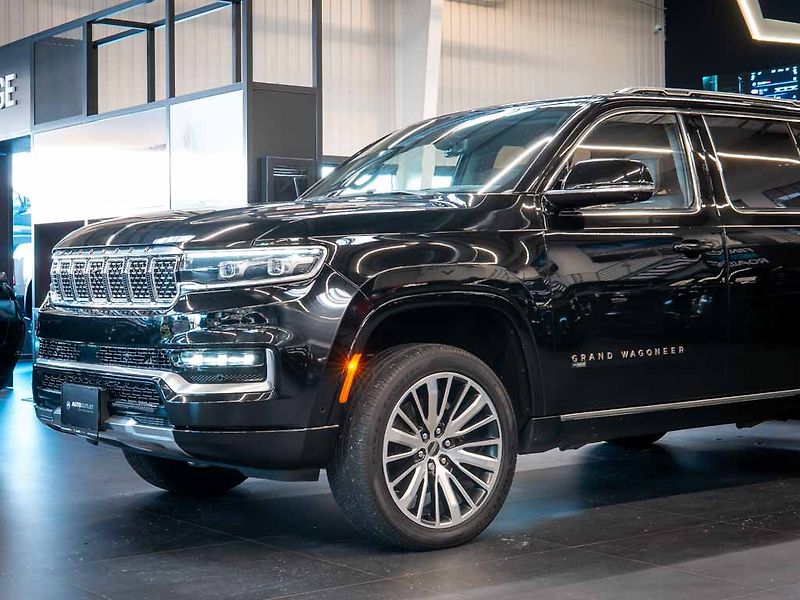 Jeep Grand Wagoneer (2022) 6.4 V8 HEMI Series III, masáže - fotka 13 z 41