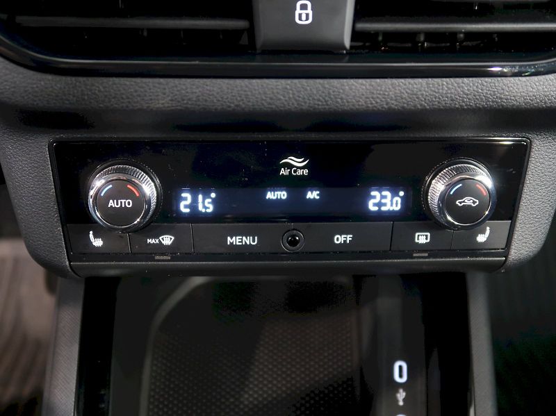 Škoda Kamiq (2023) AMBITION 1.0TSI 81KW TAŽNÉ - fotka 28 z 36