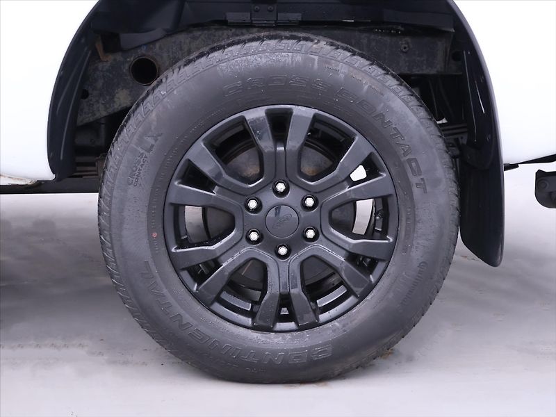 Ford Ranger 2,0 TDCI 156kW Wildtrak CZ DPH - fotka 31 z 38
