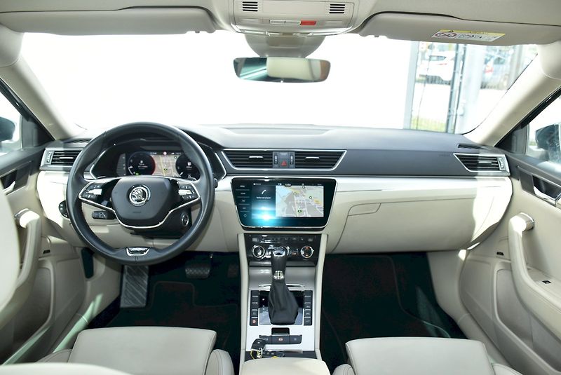 Škoda Superb (2022) L&K 2.0 TDI 110kW DSG - fotka 5 z 34