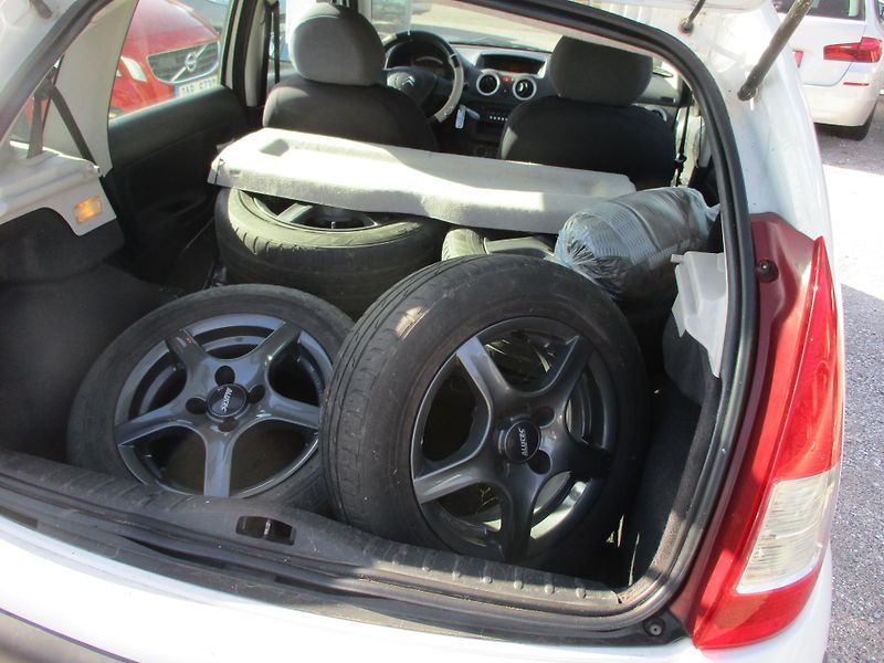 Citroën C3 (2008) 1,4 HDi pravidelně servisováno - fotka 7 z 9