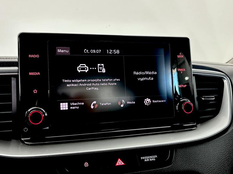 Kia Ceed Hatchback - fotka 23 z 29