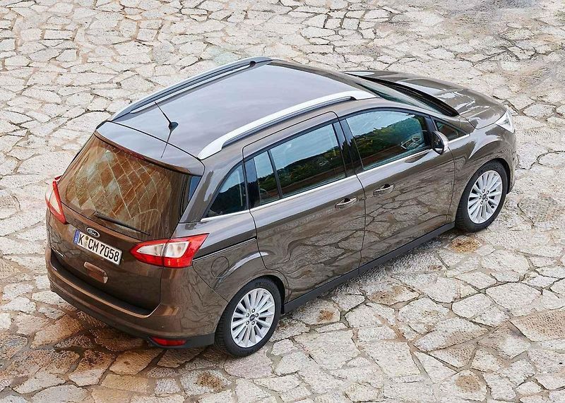 Hyundai nabízí pro svůj model i30 kombi slevu až 20 tisíc korun.