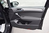 Volkswagen Touran (2017) 1.4TSI 110kw CLBMT 7MÍST TAŽNÉ - náhled 37
