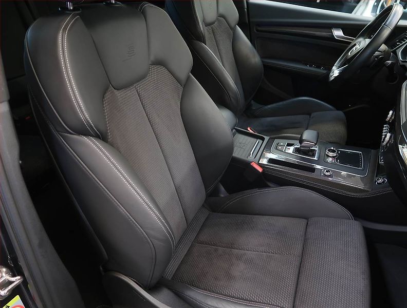 Audi SQ5 (2018) 3.0 TFSI - fotka 9 z 27