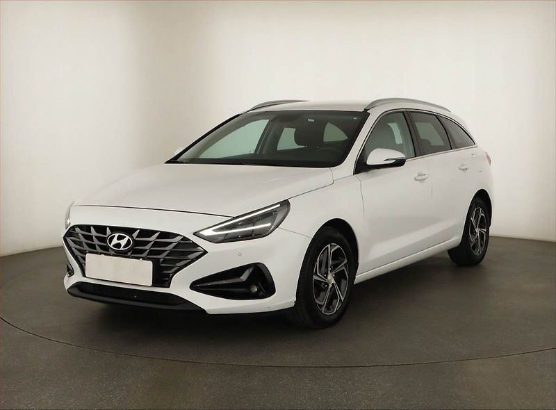 Hyundai i30 (2023) 1.0 T-GDI, Automat, ČR,1.maj - fotka 2 z 14