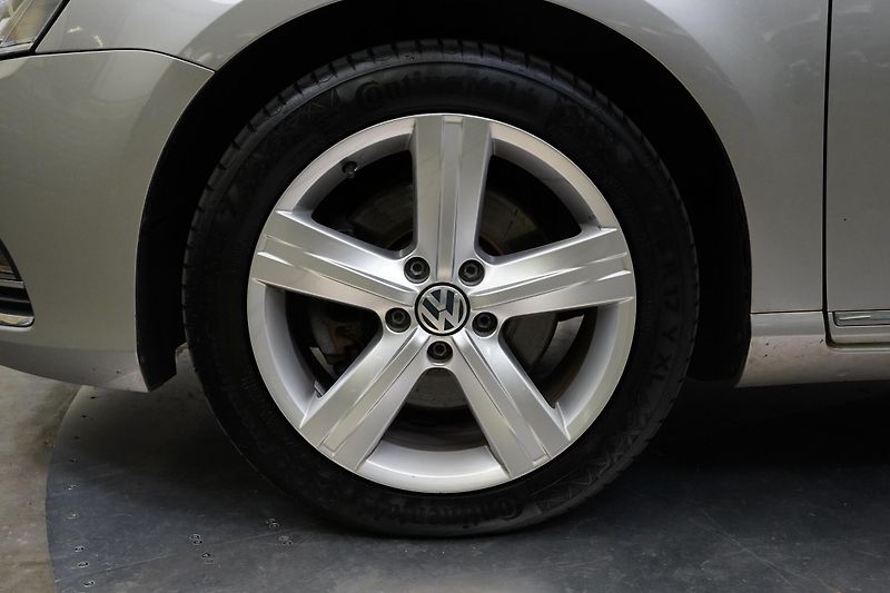 Volkswagen Passat - fotka 10 z 26