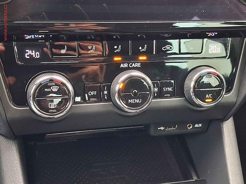Škoda Octavia (2017) 2.0 TDi, 2.maj, DSG, LED - fotka 15 z 19