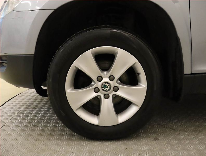 Škoda Yeti (2010) 1.2 TSI, Tempomat - fotka 15 z 17