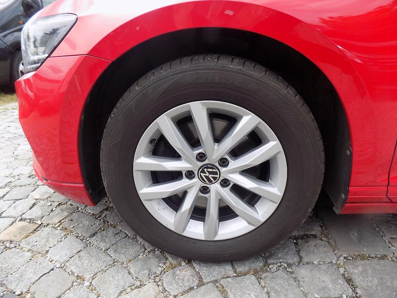 Volkswagen Passat 2,0 TDI DSG SUPERSTAV!!! - fotka 40 z 41