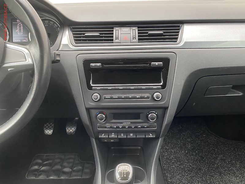 Škoda Rapid (2014) 1.2 TSi, Ambition, +kola - fotka 12 z 15