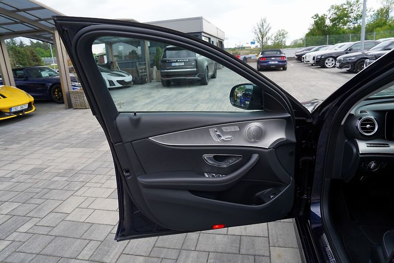 Mercedes-Benz Třídy E 350d AMG/kůže/AT/Led - fotka 14 z 40