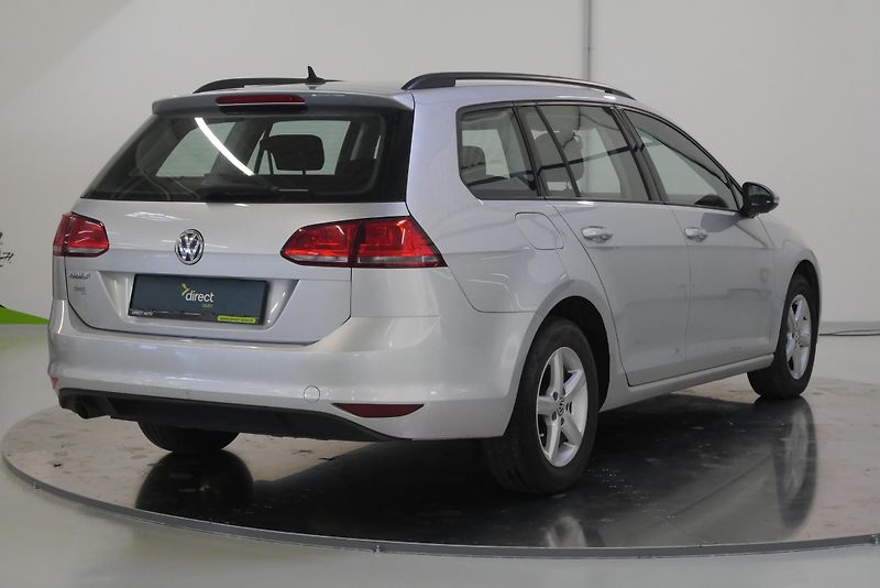 Volkswagen Golf - fotka 2 z 29