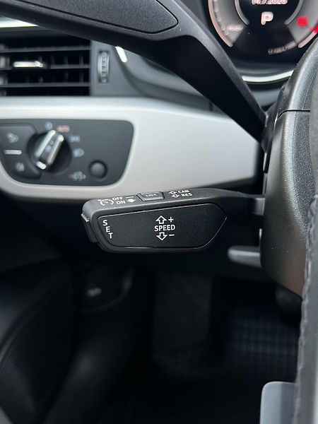 Audi A4 35TDI 120kW Sport S-Tronic DPH - fotka 12 z 26