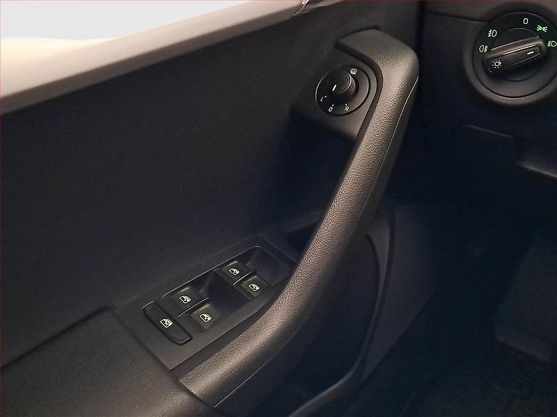 Škoda Octavia (2019) Ambition 1.5 TSI, ČR,1.maj - fotka 15 z 16