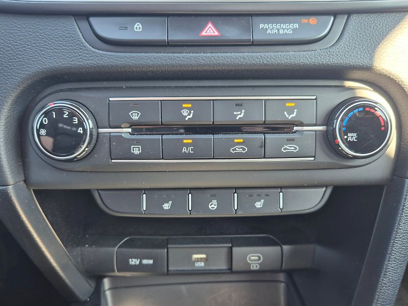 Kia Ceed (2025) Spin 1.5 T-GDI 103 kW 6°manuál - fotka 25 z 32